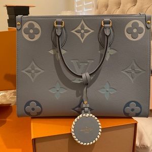 Louis Vuitton cabas Onthego MM